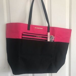 Large Victoria’s Secret Tote *sold*